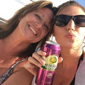 Meet your Posher, Sherry